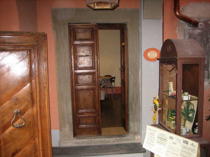 Bed & Breakfast Del Teatro Cagli Exteriör bild